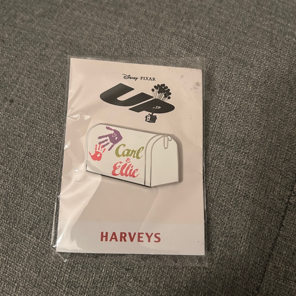 Harveys Disney Pixar Up Carl and Ellie Handprint Pin